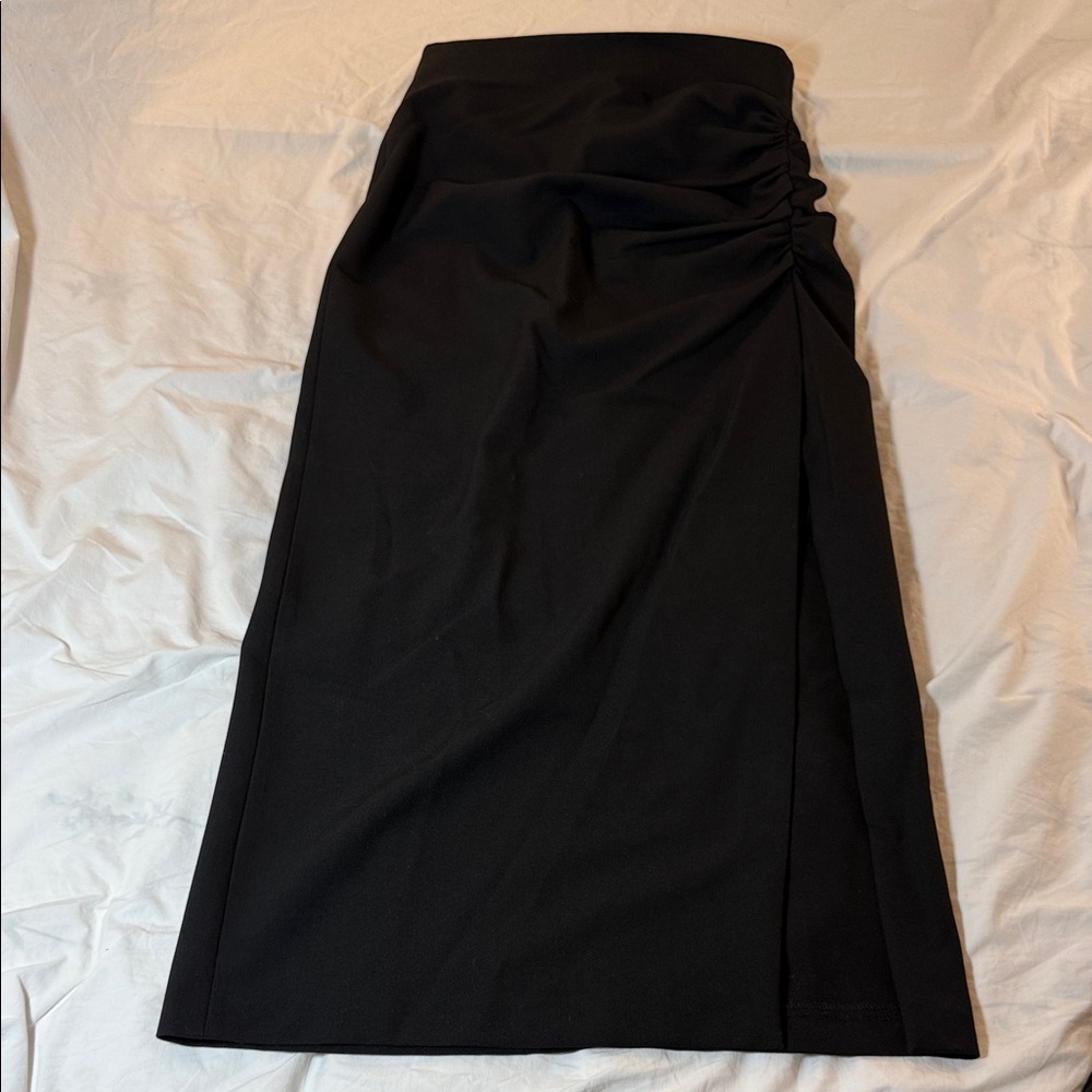 Zara Elegant Black Pencil Skirt